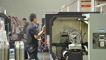 數控加工(gōng)中(zhōng)心可(kě)以加工(gōng)硬質(zhì)合金嗎