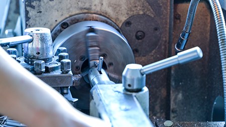 數控銑床加工(gōng)硬質(zhì)合金球面産(chǎn)生誤差該如何補救